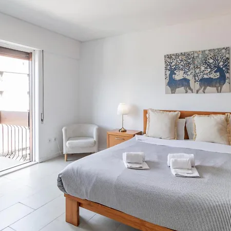 Central Gaia Apartment By Unique Hosts Vila Nova de Gaia Room photo